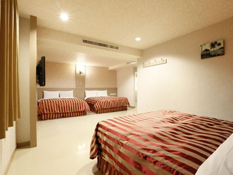 Hua Xiang Motel - Arena Kaohsiung Bagian luar foto